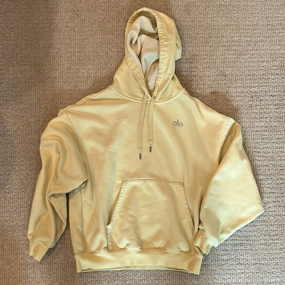 Alo Yoga accolade hoodie - buttercup color
